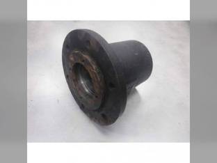 Used Front Wheel Hub fits White 2-70 2-85 2-88 2-105 2-110 60 American 80 American 100 120 fits Oliver 1650 1655 1750 1755 1850 1855 1950 1950T 1955 303363651 161964A 30-3363651