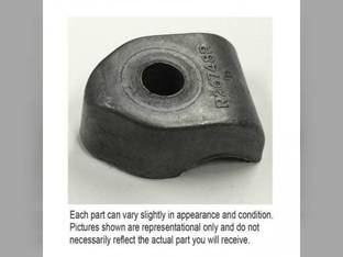 Used Rocker Shaft Clamp John Deere 6600 6620 4850 4630 4455 4450 4840 4640 4020 4010 4040 4050 4000 4055 4250 4230 4240 4255 4320 4430 4440 3010 3020 9650 9550 9610 9600 9500 9510 8430 7720 7700 7700