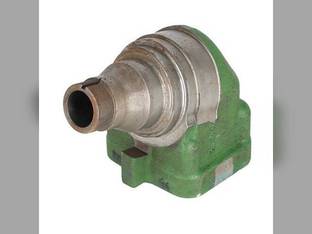 Dana / Spicer� MFWD Spindle Shoulder Housing fits John Deere 4400 4500 3120 3320 3520 3720 4120 4200 4210 4300 4310 4320 4400 4410 4500 4510 4520 4600 4610 4700 4710 4720 LVU10744