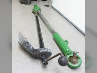 Used Lift Link Assembly RH Compatible with John Deere 2940 3140 2950 3040 L38373