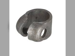 Tie Rod Clamp fits John Deere 1020 2020 2030 2040 2140 2350 2355 2440 2510 2520 2550 2555 2750 2755 3010 3020 4000 4010 4020 4030 4040 4050 4055 4230 4240 4250 4255 4320 4430 4440 4450 4455 R28023