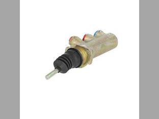 Brake Master Cylinder Case 580L 586G 570LXT 590 585G 580K 588G 580 Super L 590 Super M 590 Super L 570MXT 580SK 580M 580 Super M D141150 New Holland LV80 U80