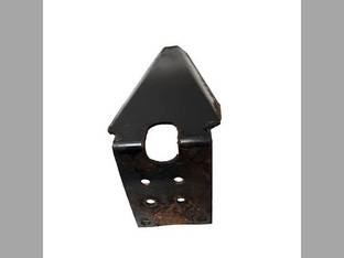 Used Oil Filter Mount fits Bobcat 753 6704342