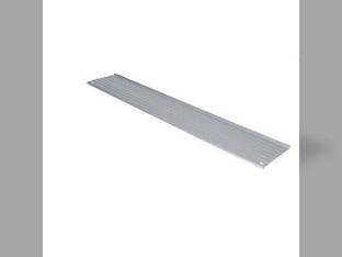 Front Ribbed Hood Side Panel - RH International 660 560 369673R1