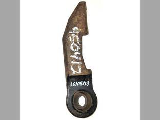 Used Link Rear Section - Right Hand fits International 3088 3288 3688 5088 5288 5488 6388 1266821C1 1282115C4 fits Case IH 7110 7120 7130 7140 7150 7210 7220 7230 7240 7250 8910 8920 8930 8940 8950