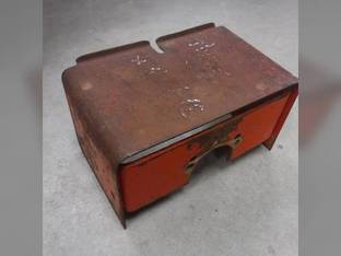 Used PTO Shield Assembly Allis Chalmers 170 170 175 175 200 200 D19 D19 220 220 220 220 7000 7000 D21 D21 190 190 180 180 210 210 185 185 190XT 190XT 70255996