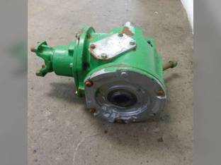 Used Primary Countershaft Gear Case Assembly fits John Deere CTS 9400 9410 9500 9510 AH125243 AH134865 AH137949 AH139019 H126560 H126721 H129733 H129734 H145001 AH141049