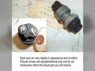 Used Push Button Starter/Horn Switch fits John Deere 2510 2520 3010 3020 4000 4010 4020 4030 4040 4050 4230 4240 4250 4320 4430 4440 4450 4520 4630 4640 4650 4760 4840 4850 4960 7520 8430 8630 AR21823
