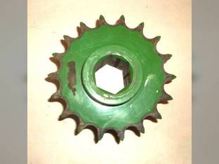 Used Lower Tailings Auger Sprocket fits John Deere CTS CTSII 9400 9410 9450 9500 9500 SH 9501 9510 9510 SH 9550 9550 SH 9600 9610 9640 9650 9650 CTS 9660 9660 CTS 9680 AH130572