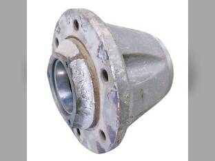 Used Front Wheel Hub fits Massey Ferguson 1085 1105 1135 1150 1155 1100 1130 519257M92 519258M2