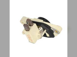 Voltage Regulator - 12 Volt John Deere 2040 2140 7200 2940 2555 2755 2355 7700 Case IH 7120 2366 1680 1640 1660 1688 2166 2188 2388 New Holland Deutz Deutz Allis Case Massey Ferguson International