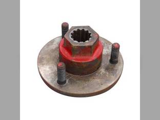 Used Straw Chopper Drive Hub fits International 1440 1460 1470 1480 181211C1 fits Case IH 1640 1644 1660 1666 1680 1688 2144 2166 2188 2344 2366 2577 2588 1670 2377 2388 181211C1