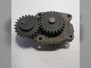 Used Engine Oil Pump Case 95XT 90XT 70XT 1845C 1840 60XT J914005 New Holland LV80 U80 J926202