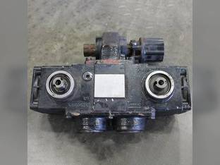 Used Row Unit Gearbox fits New Holland 99C06R 99C08F 99C08R 99C12R 980CF 980CR fits Case IH 2606 2608 2612 4206 4208 4406 4408 4412 4416 84972763 84349063 84571976 1684040200