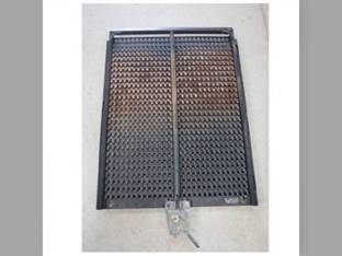 Used Top Chaffer Sieve John Deere 9400 9410 9450 9500 9501 9510 9550 9560 CTS CTSII 9500 SH 9510 SH 9550 SH 9560 SH 9650 CTS 9660 CTS AH132785