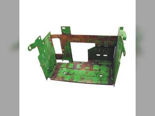 Used Battery Box - RH Compatible with John Deere 4050 4240 4450 4840 4555 4040 4430 4250 4650 4030 4640 4755 4630 4255 4055 4955 4440 4850 4230 4455 AR73982