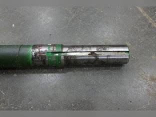 Used Cleaning Shoe Drive Shaft John Deere S680 S690HM S650 S670 S690 S670HM S660 9870 STS S680HM H226032