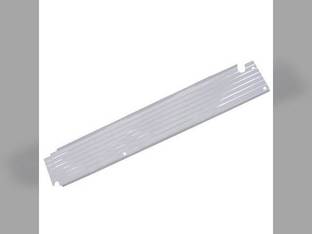 Rear Ribbed Hood Side Panel - LH International 560 660 369187R1