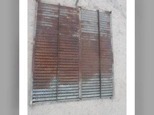 Used Blunt Finger Bottom Sieve John Deere 4420 4400 AH85351