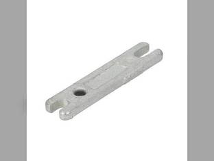 Shifter Arm Carrier fits Belarus 505 510 525 530 532 560 562 570 572 800 802 805 820 822 825 900 902 905 920 922 925 1025 5011 5011L 5045 5045L 5111 8311 8345 9011 9011L 9021 9045 9311 70-1703202