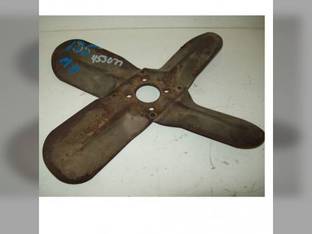 Used Cooling Fan - 4 Blade Massey Ferguson 3165 245 205 230 255 2200 235 165 2135 150 203 135 521031M91