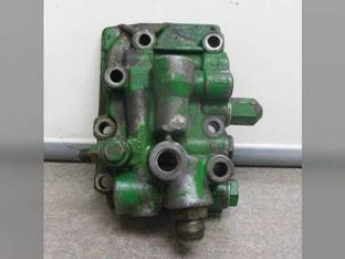 Used Clutch Regulating Valve John Deere 4240 4240 4040 4040 4430 4430 4230 4230 4840 4840 4640 4640 4440 4440 AT58342
