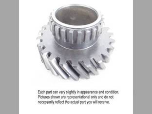 Used Transmission Drive Shaft Gear John Deere 4020 4230 4000 R41218