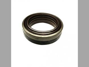 Retainer Massey Ferguson 375 265 398 285 383 360 393 240 281 394 481 365 283 399 471 25 290 396 271 699 390 253 451 263 362 3699802M2