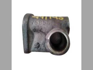 Used Rocker Arm Bracket fits International D188 D236 D282 414 420 330 340 460 504 560 660 706 2504 2606 2706 340 2504 76858R1