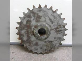 Used Axle Drive Sprocket Case 435 440 430 60XT 420 75XT 70XT 228141A2