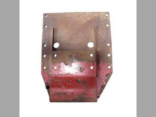Used Fender Bracket - Right Hand fits International Hydro 100 706 756 806 826 856 966 1026 1066 1206 1256 1456 1466 391993R1 399336R1