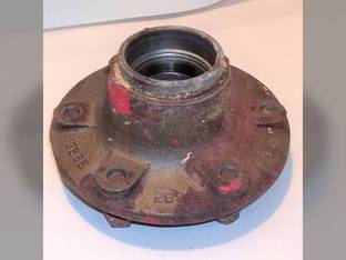 Used Wheel Hub 6 Bolt Front International 424 444 2424 240 2404 340 2444 404 330 368626R11