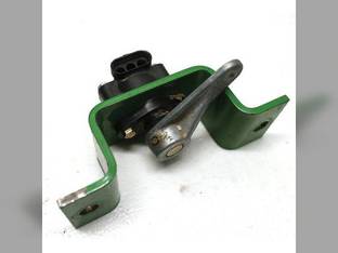 Used Lift Sensor Assembly fits John Deere 600 600 AH166500