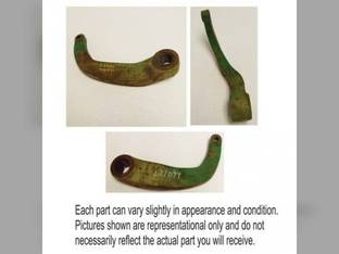 Used Gearbox Steering Arm fits John Deere 1030 1130 1630 1830 2030 2130 2150 2155 2255 2355 2555 2840 3030 3120 3130 L27094