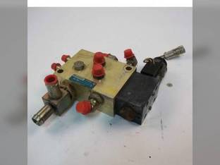 Used Hydraulic Control Valve John Deere 325 328 KV25564