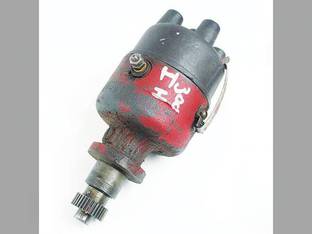 Used Distributor Assembly Less Base International M 230 W4 400 2424 340 2504 450 404 Cub 100 A 330 C 350 W6 130 424 Super C 444 240 140 300 200 504 650 W9 600 H B 07298C91