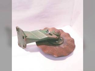 Used Mounted Coulter Bracket Assembly Compatible with John Deere DR24 1765NT 1775 1765 DB58 1735 DB62 1795 DR18 DB80 DB66 DB44 1725 DB60 DB37 DR12 DB83 DB55 DR16 DB74 DB90 1785 DB41 A72541