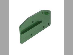 Sway Block Support Plate - RH Compatible with John Deere 920 2020 1520 1120 2030 1030 2255 2755 2355 2155 820 2240 2640 2350 1630 2040 830 2630 2750 2550 1130 300 1530 1750 1020 2150 2555 1850 2440