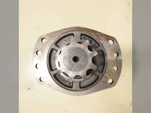 Used Hydraulic Drive Motor Case SR210 SV250 SV340 SV280 SV300 SR220 SR270 SR240 SR200 84565751 New Holland L225 L234 L221 L223 L228 L230 84565751