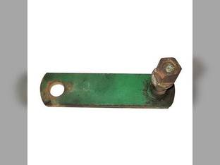 Used Steering Cylinder Link fits White 2-70 2-78 2-135 2-155 4-78 2-62 2-85 2-105 2-78 4-78 fits Oliver 1550 1555 1800 1755 1855 1955 1750 1650 1655 770 1850 1950 155796A fits Minneapolis Moline G750