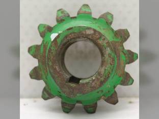 Used Shoe Auger Drive Gear John Deere 6600 6601 6602 6620 6622 7700 7701 7720 7721 4420 4400 9410 9450 9500 9510 9610 9650 9660 9600 9570 9550 9560 9670 9860 9870 9760 9750 9770 9400 3300 H137215