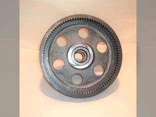 Used Planetary Input Shaft w/Gear John Deere 4050 4255 4055 4450 4250 4455 R70843