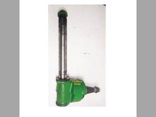 Used Spindle RH/LH Compatible with John Deere 8285R 7200R 8110 6190R 8300 8235R 7830 6170R 8120 8335R 8310R 8310 7720 8220 8410 7630 8130 8260R 7930 8200 7820 8100 8225R 8210 7730 RE71370