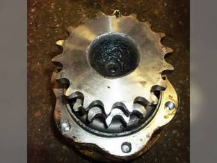 Used Hydraulic Drive Motor - Left Hand fits Gehl 4640 4640E 4840 4840E 5240 5640 5640E 6640 140571 193673
