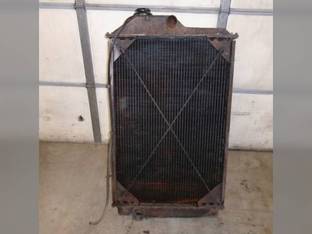 Used Radiator fits John Deere 8640 RE21560 AR87920