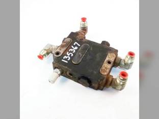 Used Self Leveling Valve Gehl 4240E 3725 4840 7600 3825 6640 4840E 7710 7610 5240E 4640 4835 7810 4635 4640E 5640 5640E 7800 SL3840 3640 135367