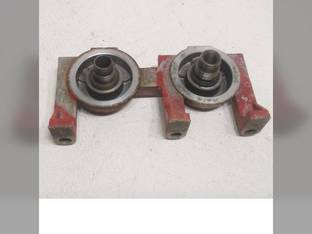 Used Fuel Filter Head Assembly International 666 686 966 3788 6388 1586 1460 1566 1086 3588 3688 Hydro 100 986 3388 1466 886 766 Hydro 86 1066 1480 Hydro 186 1440 1486 Case IH 1640 1640 1680 1660