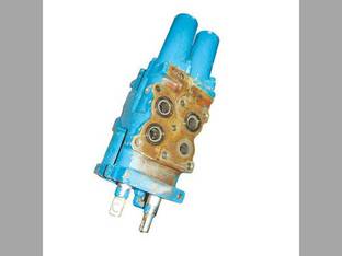 Used Hydraulic Valve fits New Holland TB80 TB85 TB90 TB100 TB110 TB120 TS90 TS100 TS110 TS115 81864874 fits Ford 2310 2610 2910 3610 3910 4110 4130 4610 5110 5610 6610 6710 6810 7610 7710 E9NNB950BB