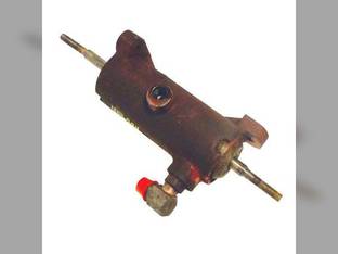 Used Clutch Booster Cylinder International 786 6588 3788 3688 986 3388 886 6388 1586 3288 6788 3088 1486 1086 3588 113965C93