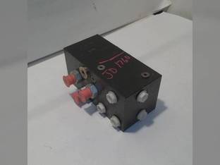 Used Manual Hydraulic Valve Compatible with John Deere 1760 1765 AA41239